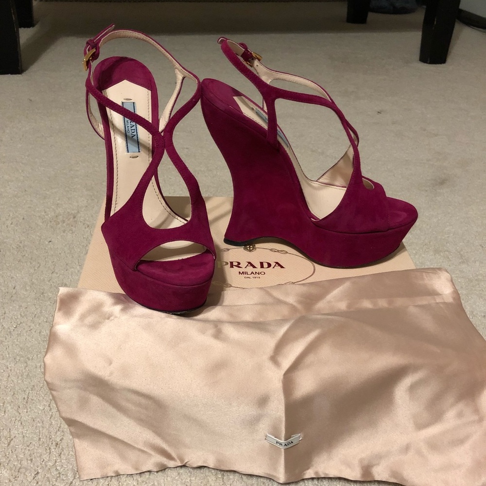 Prada magenta suede wedges!